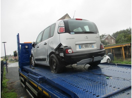 Vehicule-CITROEN-C3-PICASSO-Collection-1-6-2009-98318b67bf15d64dcad87ecc70d263b4b942662e49c8489c597ee83fd67633eb.JPG