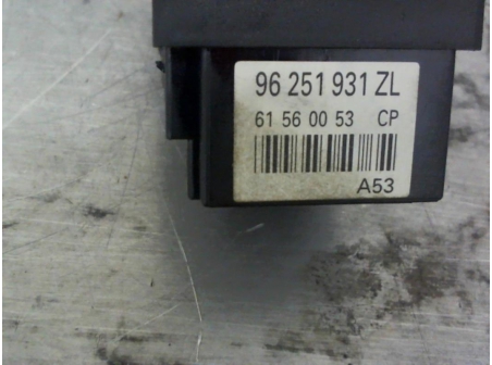 Piece-Commodo-phare-PEUGEOT-806-Eden-Park-Diesel-8f05db23ccfd90f4c7847403eff2a8e08a7511184fc040db0688eda352519723.jpg