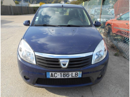 Vehicule-DACIA-SANDERO-.-1-4-2009-87f2bd4c8d16fb3c06fe51ddc7e0b84b510bef5faf920c65fc8ca076b966d0eb.JPG