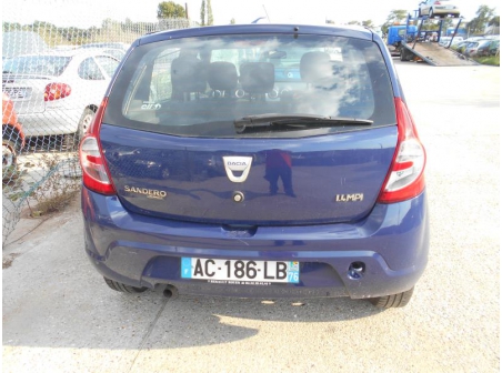 Vehicule-DACIA-SANDERO-.-1-4-2009-d478532acd7f7dae09206b7e6d3321870f0ef624acacf9d0c963b1d6a523939d.JPG