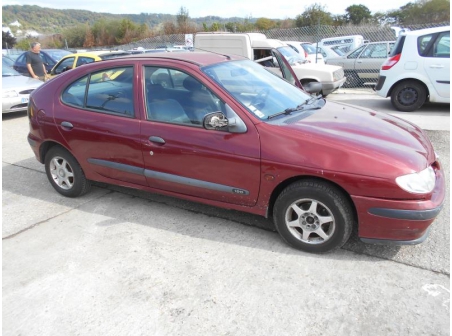 Vehicule-RENAULT-MEGANE-I-Aida-1-9-1997-52d6cb9b20efd8945367fd477786e3eeef82a59df554ba9c5253e5a8f8b89e77.JPG