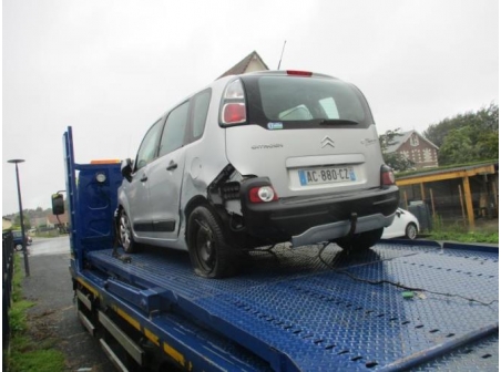 Vehicule-CITROEN-C3-PICASSO-Collection-1-6-2009-98318b67bf15d64dcad87ecc70d263b4b942662e49c8489c597ee83fd67633eb_mtn.JPG