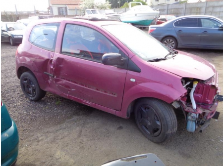 Vehicule-RENAULT-TWINGO-II-Summertime-1-1-2012-725e6d59b7d1a150271eeb6a3daeefd5cc9e14c3e361ce10c3ea121c0c15da48.JPG