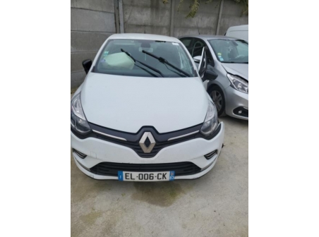 Vehicule-RENAULT-CLIO%204%20PHASE%202-2017-d73e987c46e055f3b337288e44a56d72d938857b20077ab38de99bb8a56d0ddf_m.jpg