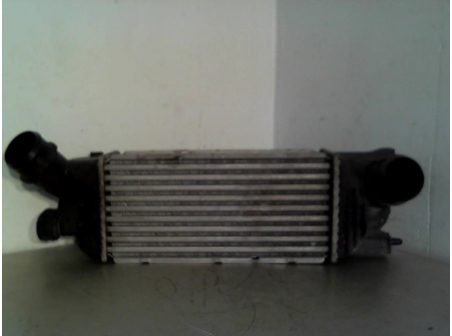 Piece-Echangeur-air-(Intercooler)-CITROEN-C5-PHASE-2-Diesel-f796790e002ce6e22004665d46c8448c0bc2664e0fa7b2fda0ee536d04057f58.jpg