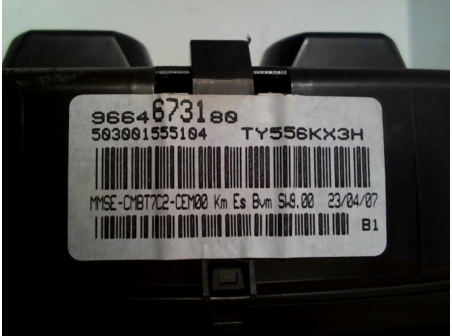 Piece-Compteur-PEUGEOT-308-PHASE-2-ESSENCE-9d1c133feab2e447cbfb13a436a420161dbf0602627168447ceba2e588b163f7.jpg