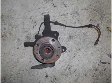 Piece-Moyeu-avant-droit-RENAULT-CLIO-II-PHASE-3-Diesel-528d5488b5b7bbf9a7c0c5b04d591048ba6b9c22914b3b5f2b30103421111e54.JPG