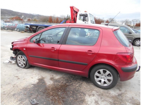 Vehicule-PEUGEOT-307-2-2004-73a436b12aa1063eec7cbe214af8145f747ef1039b3d6be7ebc33a395759b291.JPG