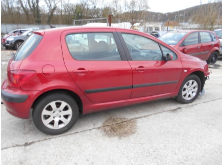 Vehicule-PEUGEOT-307-2-2004-66573ad63dd5f9bde531f9eb9dea4c8346a57e88f3c00ec2ce9cc136d0b27301.JPG