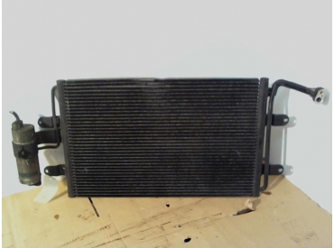 Piece-Radiateur-clim-VOLKSWAGEN-GOLF-IV-Essence-c4b1d2abcea542f173940fa41c6a457ab2431efe452f94532984d88b2553ee9c.jpg