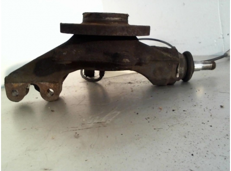 Piece-Moyeu-avant-gauche-PEUGEOT-308-Diesel-f6cb35b9dfe5a12e28e5985f14944b18b2e3d1fcda0a90ded694e529de118a9b.jpg