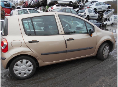 Vehicule-RENAULT-MODUS-PHASE-1-1-5-2005-f7c49c2c52a829f2e254f6db9353c60e9dc1c2aaf11bcefd108170a48fca4078.JPG