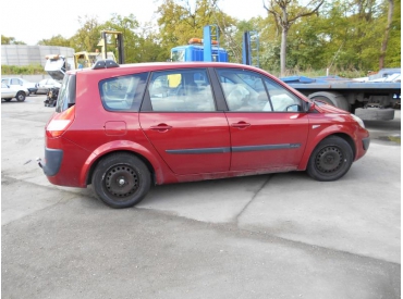 Vehicule-RENAULT-SCENIC-II-PHASE-1-1-9-2004-e1b8b99faaabb4d769f1d46fa8fc2355376f406e6918514cf7ed981a4dd26f3f.JPG