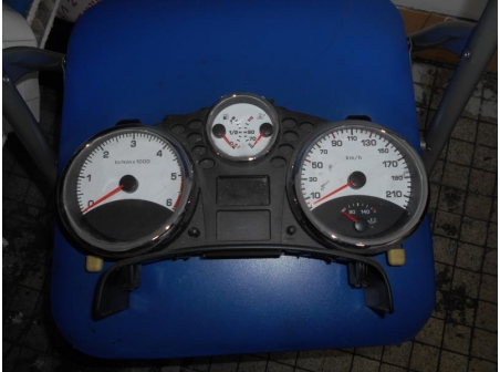 Piece-Compteur-PEUGEOT-207-PHASE-1-Diesel-e9d7e4624abcb724e485cde15814629d6cddf707c66b1fc9030ba72a7188ac98.JPG