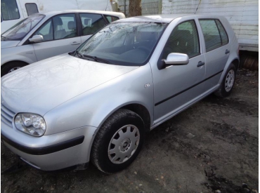 Vehicule-VOLKSWAGEN-GOLF-IV-1-9-2002-91befdbf3fee96d97f7f69388a1220dec29d641941c9edd76965948fda674b0e.JPG