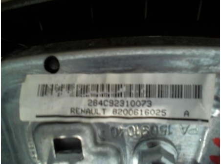 Piece-Air-bag-conducteur-RENAULT-CLIO-II-PHASE-4-Campus-Evolution-Dynamique-Diesel-41dd3497a48564a4e071beb064fda05d948a2604cf4d613b6148de749f74c088.jpg