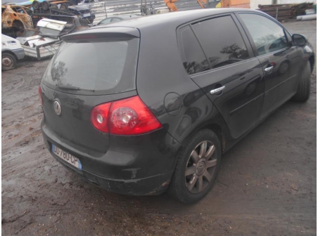 Vehicule-VOLKSWAGEN-GOLF-V-1-9-2005-047abbde68e9be6540fbd49c72079da5ca701696a451a86a8d340b51ca815893.JPG