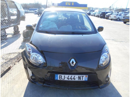 Vehicule-RENAULT-TWINGO-II-1-1-2011-6b22fb658cc71be7e976bdeabdfc3835ab58440eb0edde73153eae156fb2baea.JPG