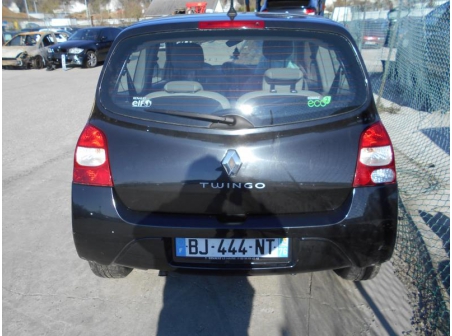 Vehicule-RENAULT-TWINGO-II-1-1-2011-31fba2f1bb6a0f0739c132397fdad5d84855db4936fb1a7243c45b49429b1776.JPG