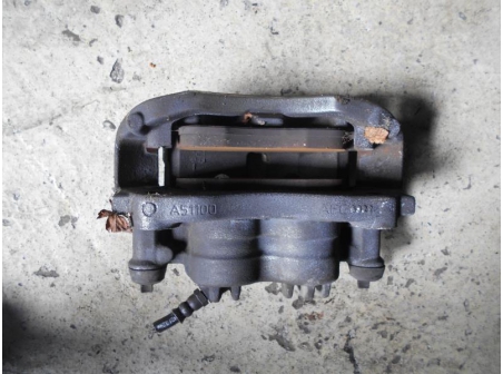 Piece-Etrier-avant-droit-(freinage)-RENAULT-MASTER-III-BUS-Fourgon-L3H2-Traction-Diesel-31a29e0220a8a7af1e3867c1d38d3a86b8916587bb4192e3e178ac7cda5d0785.JPG