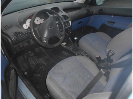 Vehicule-PEUGEOT-206-1-4-2005-fb9df1a9877bcf8bf1d512ccf1b21e81e62363ea73740afde11d2eebcd3c3869.JPG