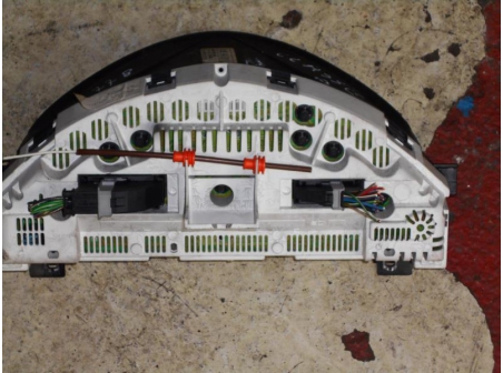 Piece-Compteur-MERCEDES-CLASSE-A-(168)-CLASSE-A--BM-168-PHASE-1-Diesel-925c30d1da1aeb60d30934385a0d26a27a4bba5359dda5c30ca0830ad8a79819.JPG