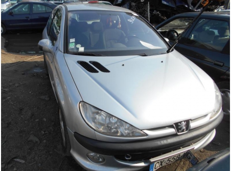 Vehicule-PEUGEOT-206-2-2002-874e551315682858113e6d9d8cf07be77b86a7a3c3d279fc91b89d162140542e.JPG