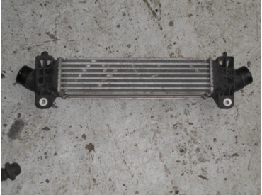 Piece-Echangeur-air-(Intercooler)-FORD-MONDEO-2000-MONDEO-CLIPPER-2000-Titanium-Diesel-2f4481b75422fa1acadf71922cbe8e2ffa2ab7b7f0aa755e75731184e9353a57.JPG