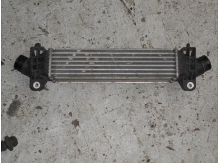 Piece-Echangeur-air-(Intercooler)-FORD-MONDEO-2000-MONDEO-CLIPPER-2000-Titanium-Diesel-2f4481b75422fa1acadf71922cbe8e2ffa2ab7b7f0aa755e75731184e9353a57.JPG