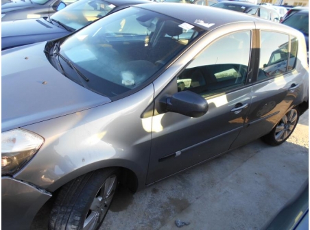 Vehicule-RENAULT-CLIO-2019-499f1917c30dea70ef4353e03402fafdca4fa8d54e8a65dc0d726afe15c3607e.JPG