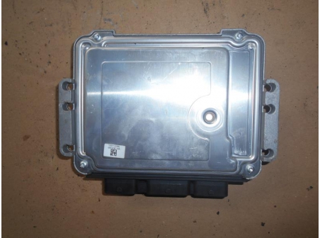 Piece-Calculateur-moteur-CITROEN-C4-Diesel-399f5bd159e5424e3b0b2cb9686af1a7f2a1f571226013c834eb45015eb84a14.JPG