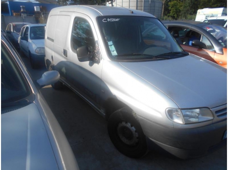 Vehicule-CITROEN-BERLINGO-FOURGON-1-9-2001-47ae66cea63731ce1b5b7d4198449a8263126d854b1cedb249d2193f2c7112da.JPG