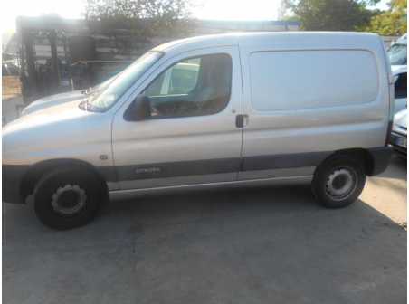 Vehicule-CITROEN-BERLINGO-FOURGON-1-9-2001-12f4f8a15af611aa8d726741d16290ba5d63cd769b88132d45fdfba19c58f27b.JPG