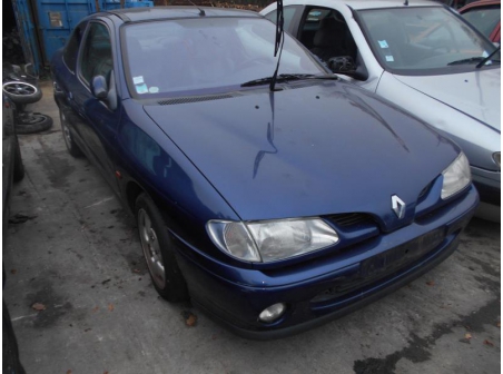 Vehicule-RENAULT-MEGANE-I-COUPE-2-1998-b431e415824f1967728ae4151cb36b733b990a22ec0eaa2c46d3d191a76b5ada.JPG